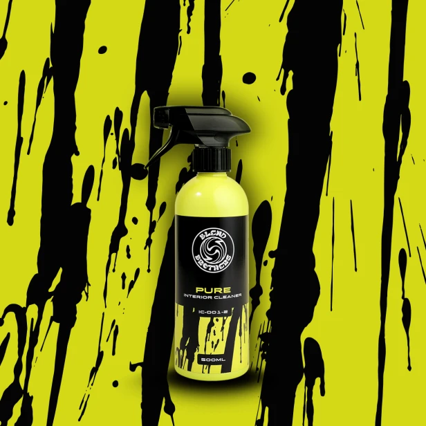 Profesjonalny preparat do wnętrz samochodowych Pure Interior Cleaner  500ml– design marki Blend Brothers