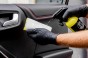 Skuteczne usuwanie brudu produktem Softie Leather cleaner 5l.