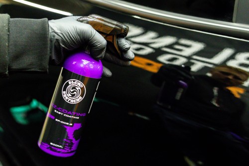 Nakładanie powłoki EZ COATING 500ml na karoserię – zabezpieczenie do 17 samochodów
