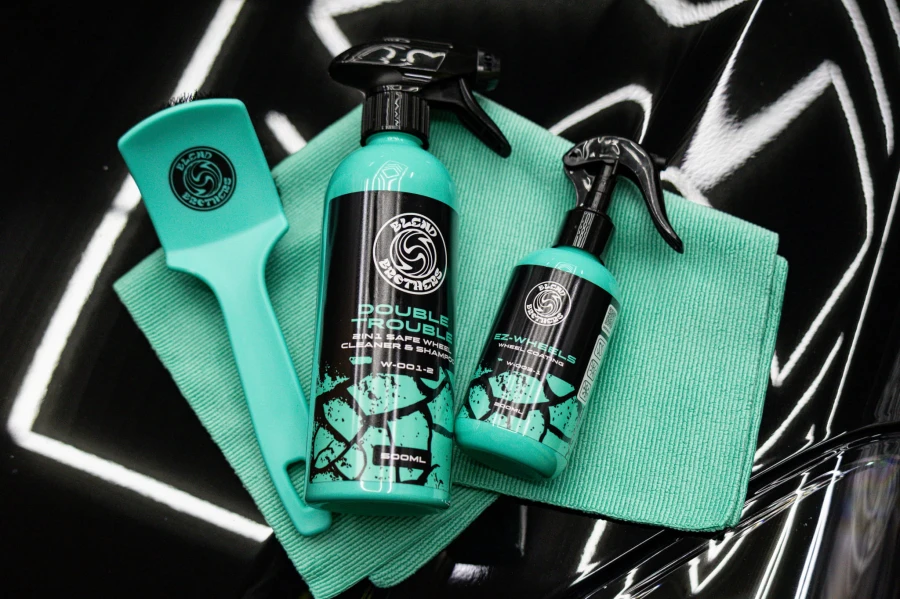 Blend Brothers Gripper i Double Trouble do precyzyjnego czyszczenia felg i zakamarków.