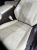 Hardy Leather Cleaner 5000ml we wnętrzu Lexus mocny płyn do czyszczenia skórzanych foteli samochodowych.