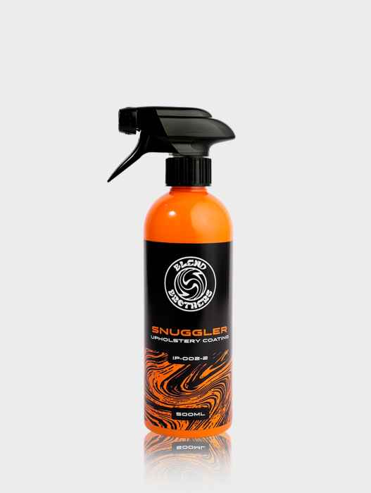 Impregnat do tapicerki materiałowej Snuggler 500ml Blend Brothers z efektem lustra.