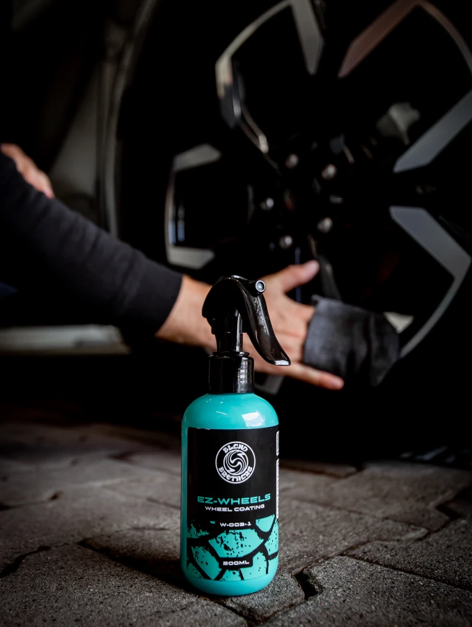 Linia powłok EZ Wheels od Blend Brothers w różnych pojemnościach do ochrony felg.