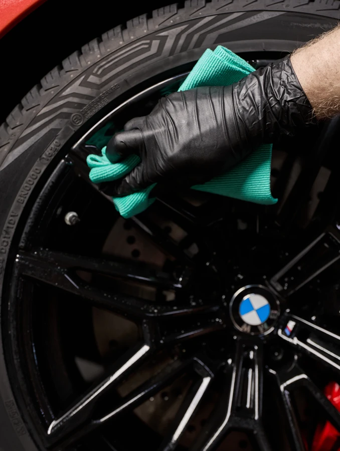 ezwheels_500ml_1543x2047px_use2.png