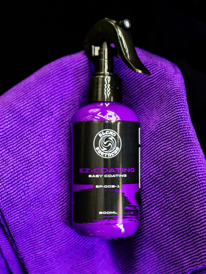Zestaw Blend Brothers: powłoka do lakieru EZ-Coating i powłoka do felg EZ-Wheels dla pełnej ochrony.