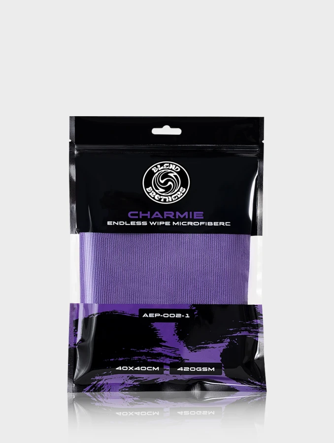 Przednia strona opakowania mikrofibry Charmie 1 sztuka z fioletową grafiką i logo Blend Brothers.