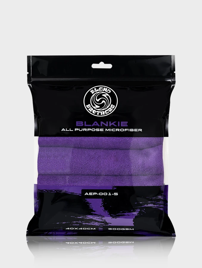 Front czarnego opakowania strunowego mikrofibry Blankie 5szt z widocznymi parametrami 40x40cm.