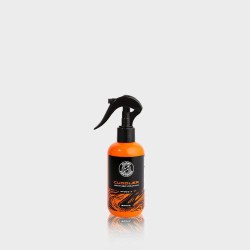 powłoka do skóry samochodowej Cuddler 200ml zestaw z mikrofibrą Plushie